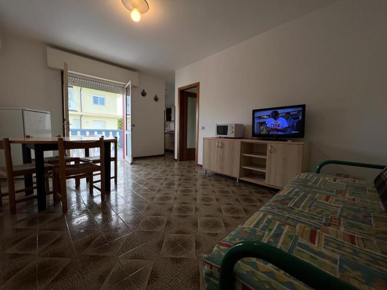 Condominio Ivelca ลินญาโน ซับเบียโดโร ภายนอก รูปภาพ